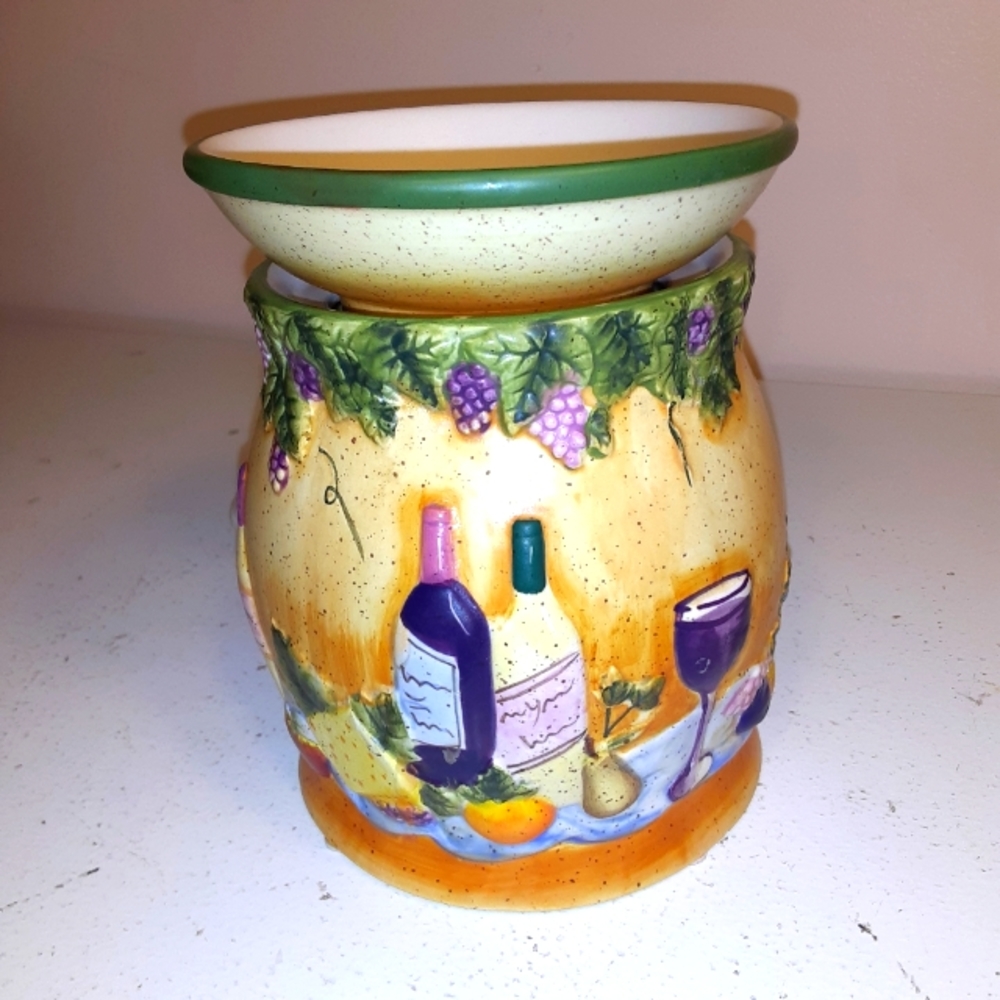 Ceramic wax warmer. Yankee Candle wine bottle design